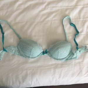 Victoria secret 32A push up bra